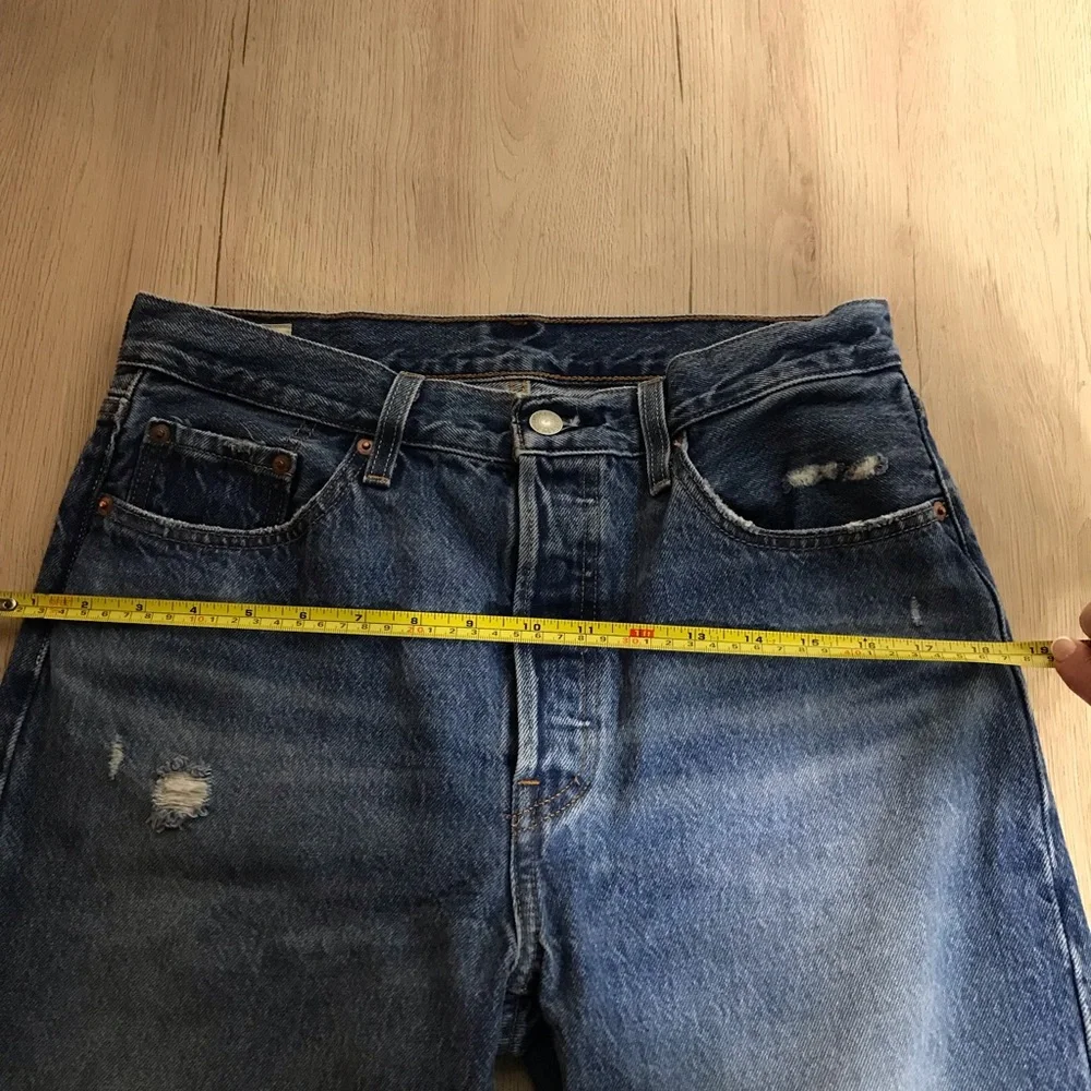 Levi’s Premium 501 Original fit Straight leg High rise Button Fly Jeans Size29 - Picture 15 of 15